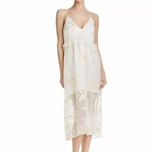 Elliatt Concert Embroidered Chiffon Dress